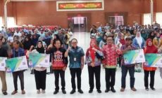 Permalink to Wali Kota Eva Dwiana Lindungi 200 Nelayan Bandar Lampung Lewat BPJS Ketenagakerjaan