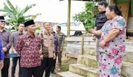 Permalink to Amir dan Istri Bahagia Dibangun Rumah Layak Huni oleh Pj Bupati Apriyadi