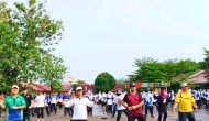 Permalink to Kepala Disdikbud, Firdaus Abky Beserta Jajaran Pejabat Pemkot Senam Bersama Di Komplek SMPN 8