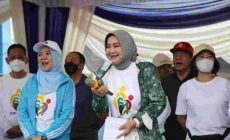 Permalink to HUT IKWI Lampung ke-61, Ibu Riana Sari Arinal Lepas Jalan Sehat