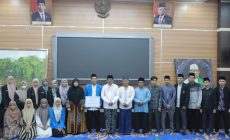 Permalink to Bupati Anwar Sadat Buka Puasa Bersama DEMA dan Civitas Akademika IAI-An Nadwah Kuala Tungkal