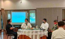 Permalink to Gubernur Pimpin Rakor bersama Perbankan Bahas Optimalisasi sektor Pertanian Melalui KUR