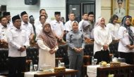 Permalink to Wakil Ketua Sementara DPRD dan Sekretaris DPRD Provinsi Lampung Hadiri Peringatan Maulid Nabi Muhammad SAW 1446H/2024M