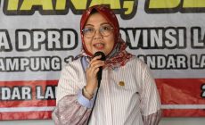 Permalink to Ketua Fraksi PDIP DPRD Lampung Sosialisasi Pembinaan IPWK