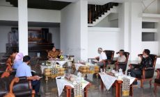 Permalink to Gubernur Arinal Kembangkan Pakan Ikan Terapung Bersama Fakultas Pertanian Unila