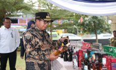 Permalink to Pj. Gubernur Samsudin Hadiri Pemusnahan 28,5 Juta Batang Rokok Ilegal dan 2 Ribu Liter Miras Ilegal
