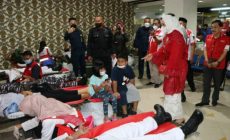 Permalink to Sambut HUT RI ke-77, Ketua PMI Lampung Tinjau Baksos Donor Darah