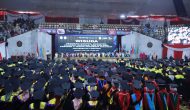 Permalink to Unila Gelar Wisuda Periode V 2023/2024 dengan 754 Lulusan, Momen Haru Warnai Acara
