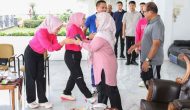 Permalink to Pj. Gubernur Samsudin Lepas Atlet Perwosi Ikuti Lomba Senam Kreasi Piala Ibu Negara RI