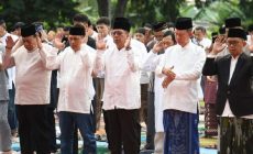 Permalink to Ketua DPRD Lampung Laksanakan Shalat Idul Adha di Lapangan Saburai