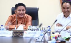 Permalink to Gubernur Herman Deru Bersama Wagub Cik Ujang Simak Paparan Bupati OKI Terkait Usulan BKBK Kepada Pemprov Sumsel Tahun 2025