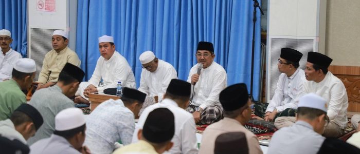 Bupati Tanjab Barat Anwar Sadat Sambut Safari Ramadan Universitas Jambi Bupati Tanjab Barat Anwar Sadat Sambut Safari Ramadan Universitas Jambi