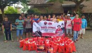 Permalink to Bagikan Bantuan, Budhi Condrowati Dengar Keluh Kesah Warga