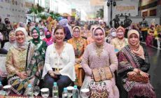 Permalink to Ibu Riana Sari Apresiasi Pameran Kriyanusa 2022 sebagai Momentum Kebangkitan UMKM