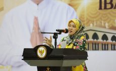 Permalink to Pemberangkatan Perdana Calon Jemaah Haji Lampung Tahun 2022, Wagub Chusnunia Lepas 393 CJH Asal Bandarlampung