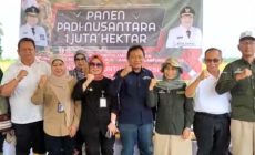 Permalink to Wakili Gubernur, Kusnardi Hadiri Panen Raya Nusantara di Kelompok Tani Adem Ayem Lamteng