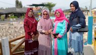 Permalink to Kedatangan Ketua DPRD Kabupaten Mesuji Ke Desa Sungai Cambai Secara Pribadi Di Sambut Penuh Ke Gembiraan Oleh Warga Masyarakat Setempat