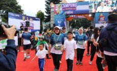 Permalink to Gubernur Arinal dan Ibu Riana Bersama Ribuan Peserta Ramaikan Lampung Half Marathon 2024