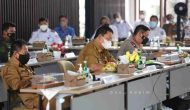 Permalink to Gubernur Bersama Forkopimda Ikuti Arahan Presiden Jokowi, Pengetatan dan Pemeriksaan Arus Balik