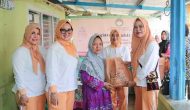 Permalink to Peringati HUT Ke-25 DWP Provinsi Lampung dan Hari Ibu, Pj. Ketua DWP Gelar Bakti Sosial