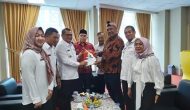 Permalink to Pemprov Lampung Serahkan Surat Audensi Ke Mensos Terkait Nama Pahlawan Nasional