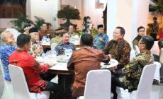 Permalink to Gubernur Silaturahmi Bersama Forkopimda, KPU, Bawaslu, Ketua Partai Politik dan Pimpinan Media Massa