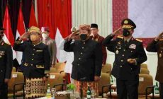 Permalink to Gubernur Bersama Jajaran Forkopimda Mengikuti Upacara Peringatan Hari Lahir Pancasila