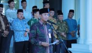 Permalink to Sambut Kafilah MTQ Kabupaten Tanjab Barat, Sekda Hermansyah Wakili PJS Bupati