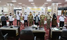 Permalink to Terima Audiensi Federasi Serikat Pekerja Metal Indonesia, Sekdaprov Fahrizal Minta Disnakerprov Sosialisasikan Surat Edaran Menaker Soal THR ke Dinasker Kabupaten/Kota