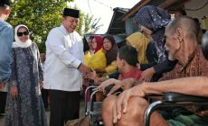 Permalink to Gubernur Arinal dan Ibu Riana Safari Ramadan ke Tanggamus, Beri Bantuan ke Masyarakat