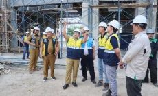 Permalink to Pj. Gubernur Samsudin Tinjau Renovasi Stadion Pahoman dan Masjid Raya Al-Bakrie Saburai