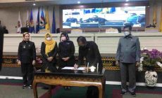 Permalink to Wagub Chusnunia Ikuti Paripurna Persetujuan Bersama Pemda dan DPRD Terhadap RAPBD 2023