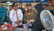 Permalink to Pj. Gubernur Samsudin Tinjau Harga Bahan Kebutuhan Pokok dan Berdialog dengan Pedagang