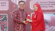 Permalink to Selamat! Wali Kota Eva Dwiana Raih Penghargaan Manggala Karya Kencana BKKBN