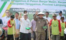 Permalink to Gubernur Lampung Gandeng Mentan dan Mendag Dongkrak Produksi Kedelai