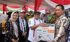 Permalink to Galakkan Penanggulangan Stunting, Pj Gubernur Berikan Bantuan dan Resmikan TPI Higienis