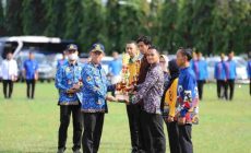 Permalink to Gubernur Tegaskan Bersatu Merupakan Harga Mati untuk Jadi Bangsa Tangguh & Unggul