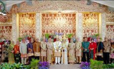 Permalink to Ketua DPRD Provinsi Lampung, Ahmad Giri Akbar, Menghadiri Acara Begawi Agung