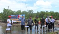 Permalink to Mahasiswa KKN dan Komunitas Bandar Agung Tanam 2.000 Mangrove di Sragi