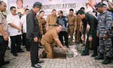 Gubernur Arinal Bersama Staf Ahli Kemenpora Lakukan Peletakan Batu Pertama Pembangunan GOR Saburai