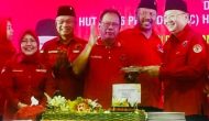 Permalink to HUT PDIP dan Ketum Megawati, Mingrum Gumay Gunakan Salam Pancasila Saat Diberi Potongan Tumpeng