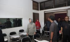 Permalink to Rektor Tinjau Gedung Kampus B FKIP