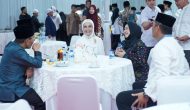 Permalink to Pj Gubernur Sumatera Selatan Agus Fatoni  Salat Isya dan Tarawih Berjamaah di Masjid Ar Ra’iyah 