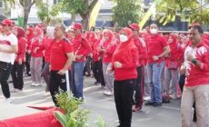 Permalink to Senam Sehat HUT Ke-341 Bandar Lampung, Wali Kota Eva Dwiana Bagikan Tiket Umrah