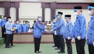 Permalink to Wagub Chusnunia Serahkan Surat Pelaksana Harian Bupati/Walikota kepada 8 Sekda Kabupaten/Kota