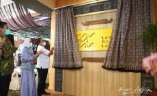 Permalink to Gairahkan Perajin dan UMKM, Gubernur Arinal dan Ibu Riana Lakukan Grand Opening Lamban Batik Lampung