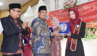 Permalink to Bupati Tanjab Barat Hadiri Pelepasan Siswa/i Kelas XII dan Wisuda Tahfizul Qur’an Juz 30 SMAN 8 Tanjung Jabung Barat