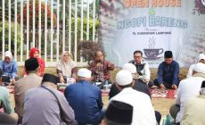 Permalink to Pj. Gubernur Samsudin Gelar Silaturahmi dan Ngopi Bareng Bersama Masyarakat di Seputaran Mahan Agung