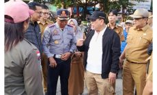Permalink to Pj Wali Kota A Damenta saat Melakukan Sidak di Pasar Lemabang Permalink to Pj Wali Kota A Damenta saat Melakukan Sidak di Pasar Lemabang
