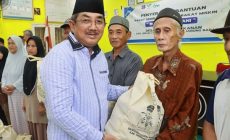 Permalink to Bupati Tanjab Barat didampingi Ketua TP PKK Salurkan Bantuan Sosial Bagi Lansia, Disabilitas, dan Masyarakat Kurang Mampu di Kecamatan Bram Itam